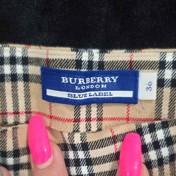 Burberry Beige Plaid Mini Skirt Amazing Condition Blue Label - Picture 2 of 5